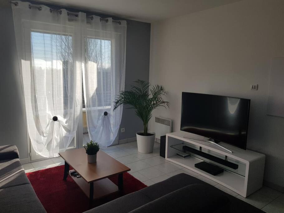 Logement Plein Centre De Plerin A Proximite Des Plages Et Des Commerces Exterior photo
